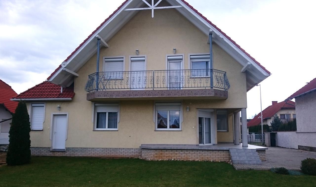 Natalie Appartment Bük Dış mekan fotoğraf