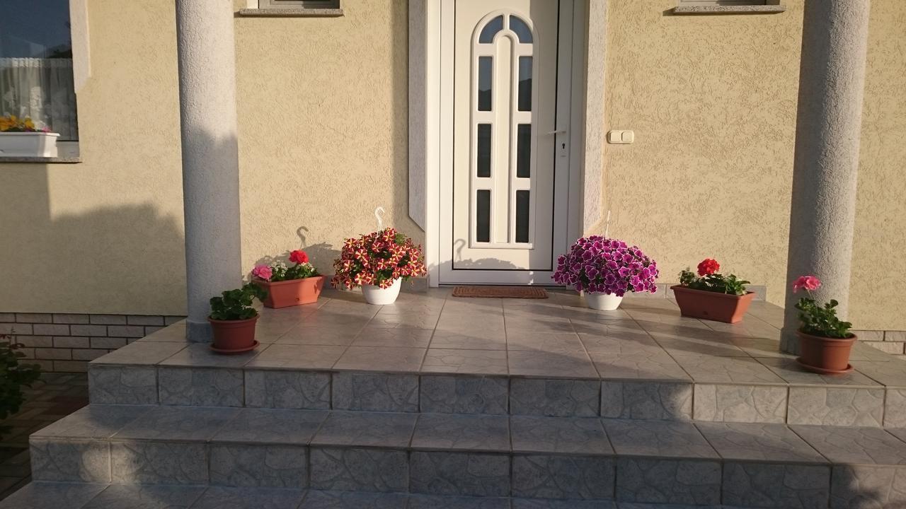 Natalie Appartment Bük Dış mekan fotoğraf